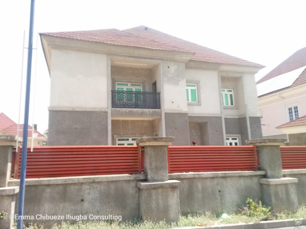 Clean 5bedroom duplex at citygate estate Kukwuaba district Abuja