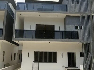 Elegant 5-bedroom semi-detached Duplex in Katampe Extention