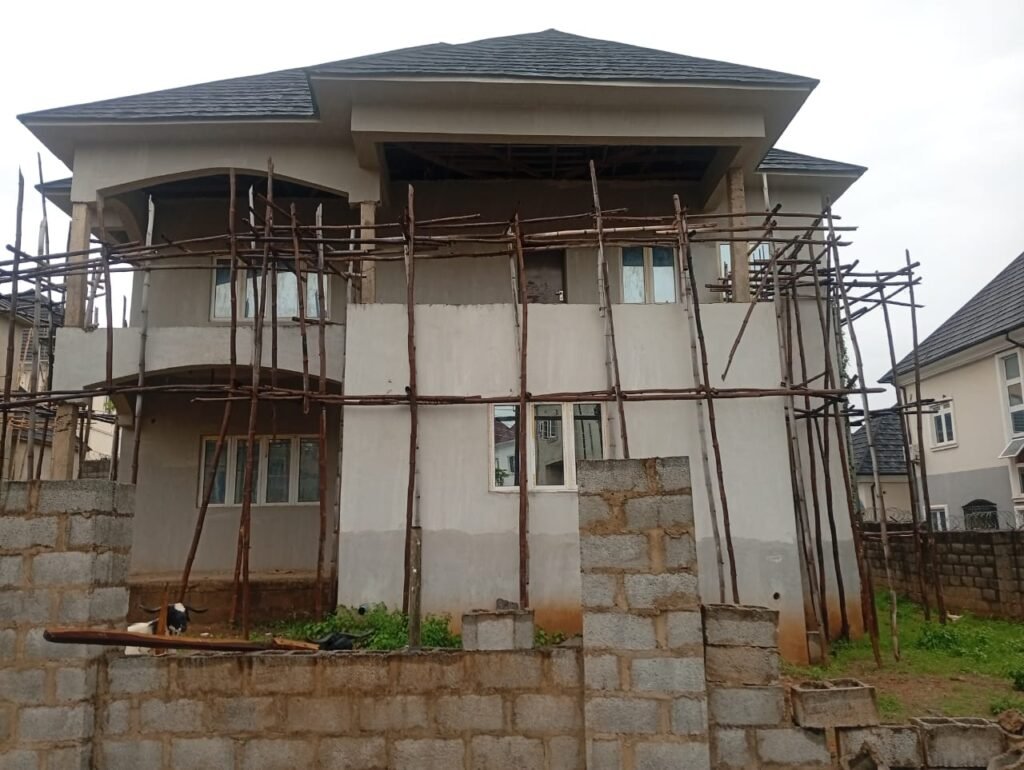 FOR SALE: 4 Bedroom Detached Carcass Duplex in Gaduwa, Abuja